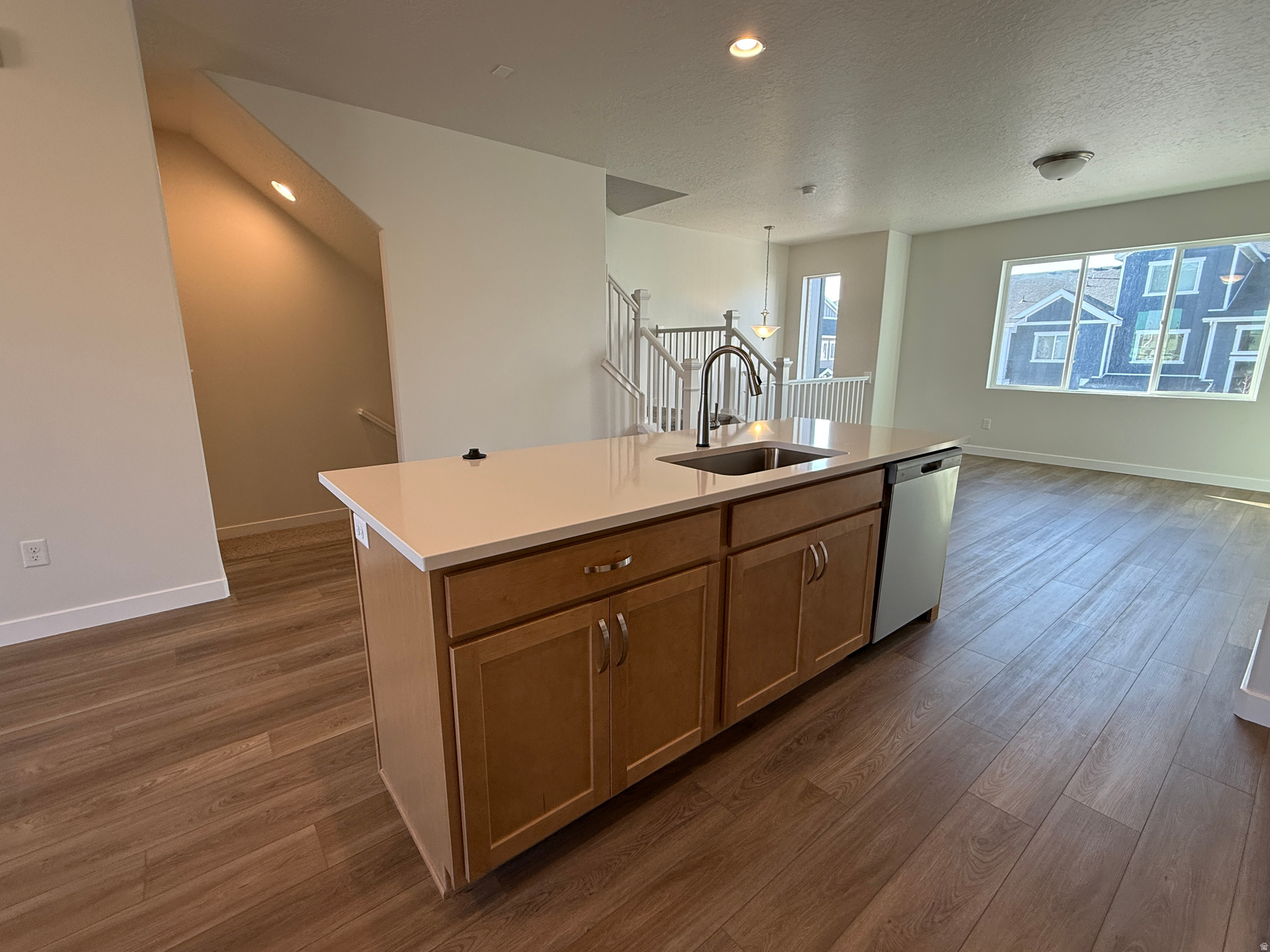 MEADOWBROOK - Residential