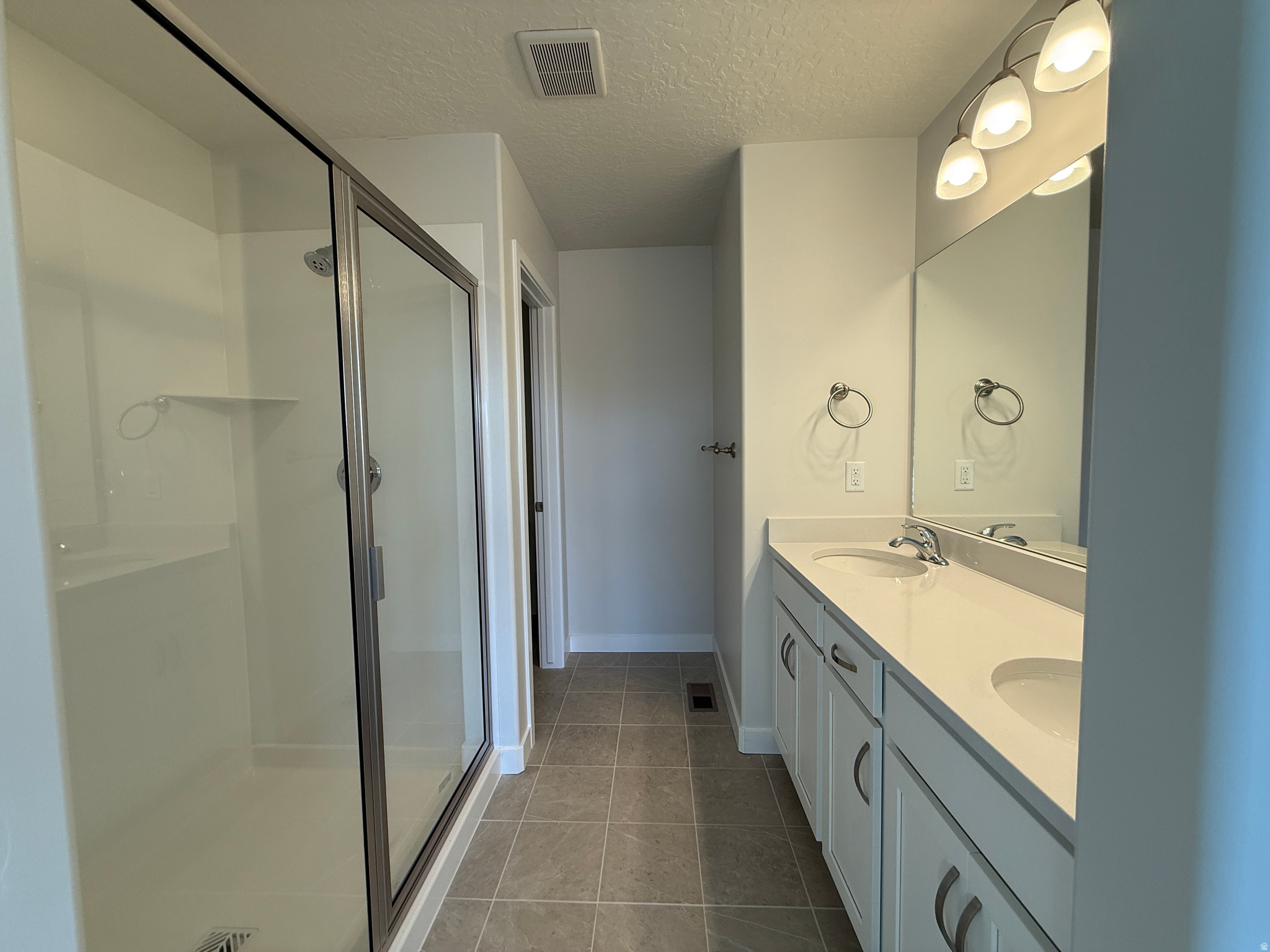 MEADOWBROOK - Residential