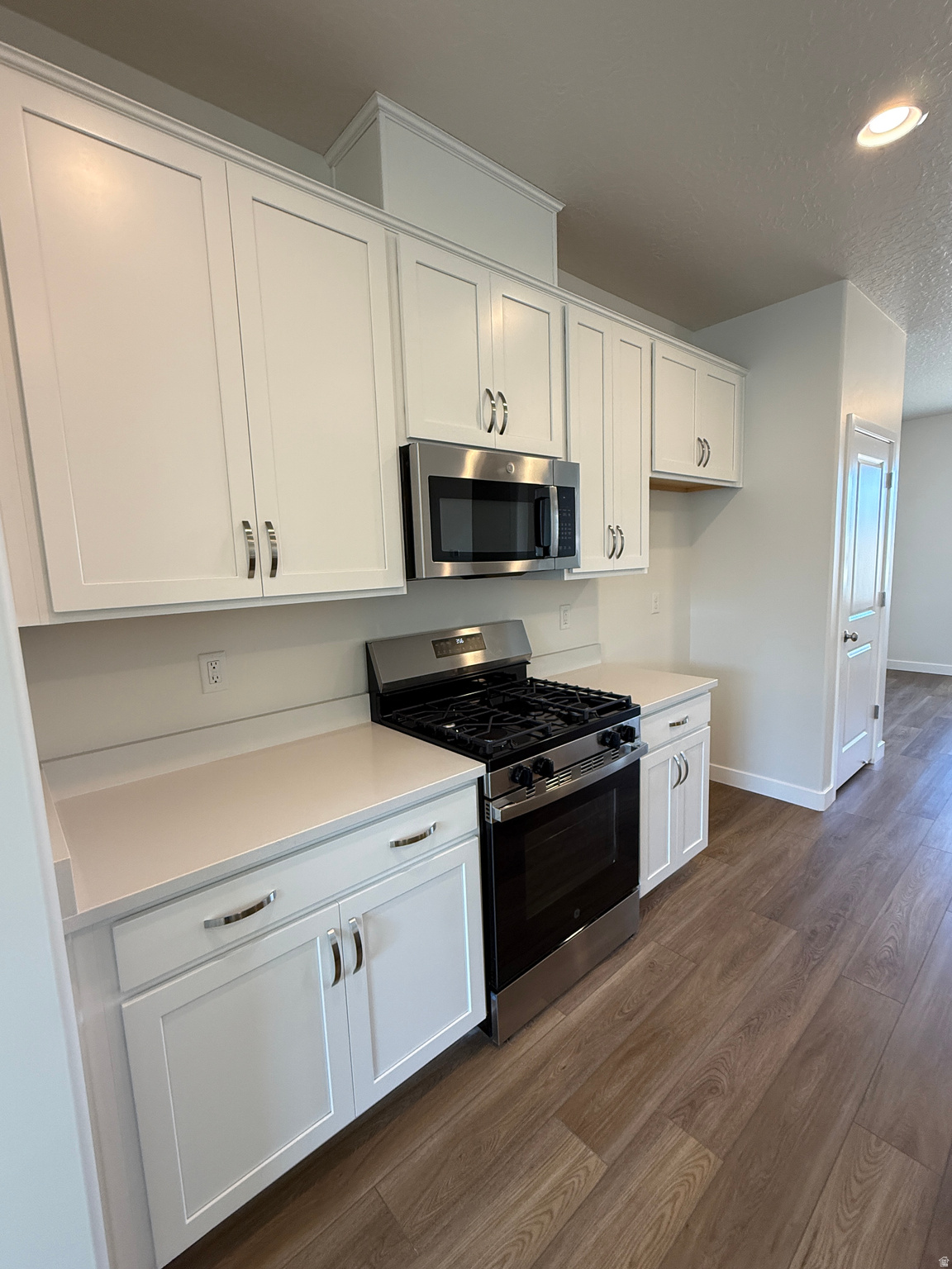 MEADOWBROOK - Residential