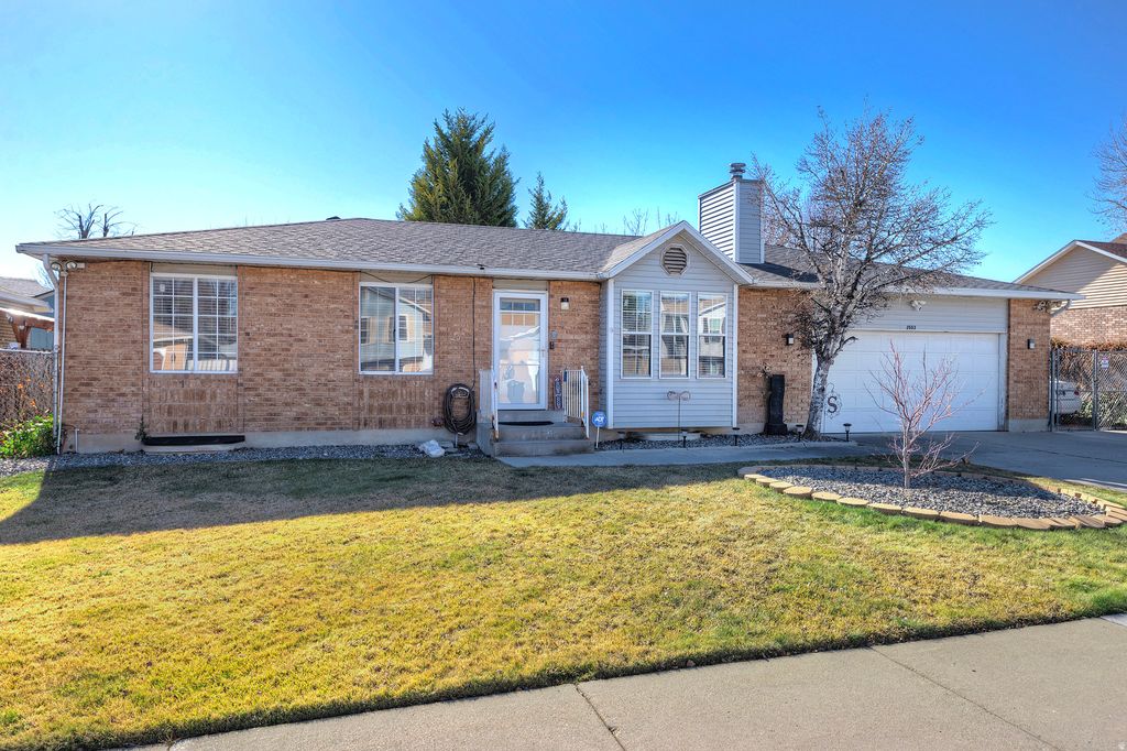 Photo of 2553 W MASONS MILE DR S, Taylorsville, UT 84129 (MLS # 2136527)