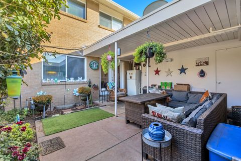 Tiny photo for 825 E THREE FOUNTAINS CIR #16, Murray, UT 84107 (MLS # 2121687)