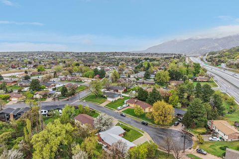 Tiny photo for 2826 E BRINTON CIR, Layton, UT 84040 (MLS # 2148706)