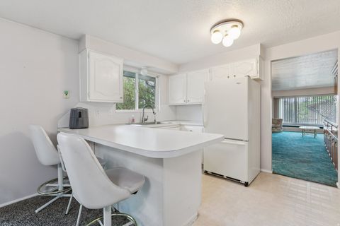 Tiny photo for 2826 E BRINTON CIR, Layton, UT 84040 (MLS # 2148706)