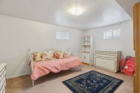 Tiny photo for 2826 E BRINTON CIR, Layton, UT 84040 (MLS # 2148706)