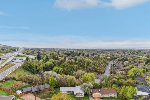 Tiny photo for 2826 E BRINTON CIR, Layton, UT 84040 (MLS # 2148706)