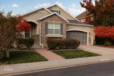 Tiny photo for 6618 S SCARSBOROUGH LN, West Jordan, UT 84084 (MLS # 2130392)