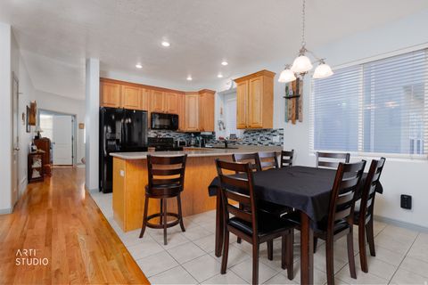 Tiny photo for 6618 S SCARSBOROUGH LN, West Jordan, UT 84084 (MLS # 2130392)