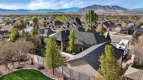 Tiny photo for 858 E 600 S, Santaquin, UT 84655 (MLS # 2149791)
