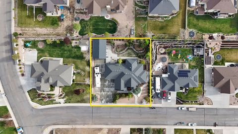 Tiny photo for 858 E 600 S, Santaquin, UT 84655 (MLS # 2149791)