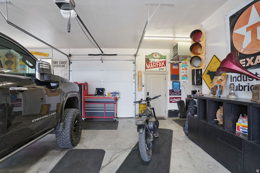 OAK VIEW HILLS - Residential