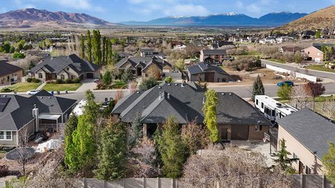 Tiny photo for 858 E 600 S, Santaquin, UT 84655 (MLS # 2149791)