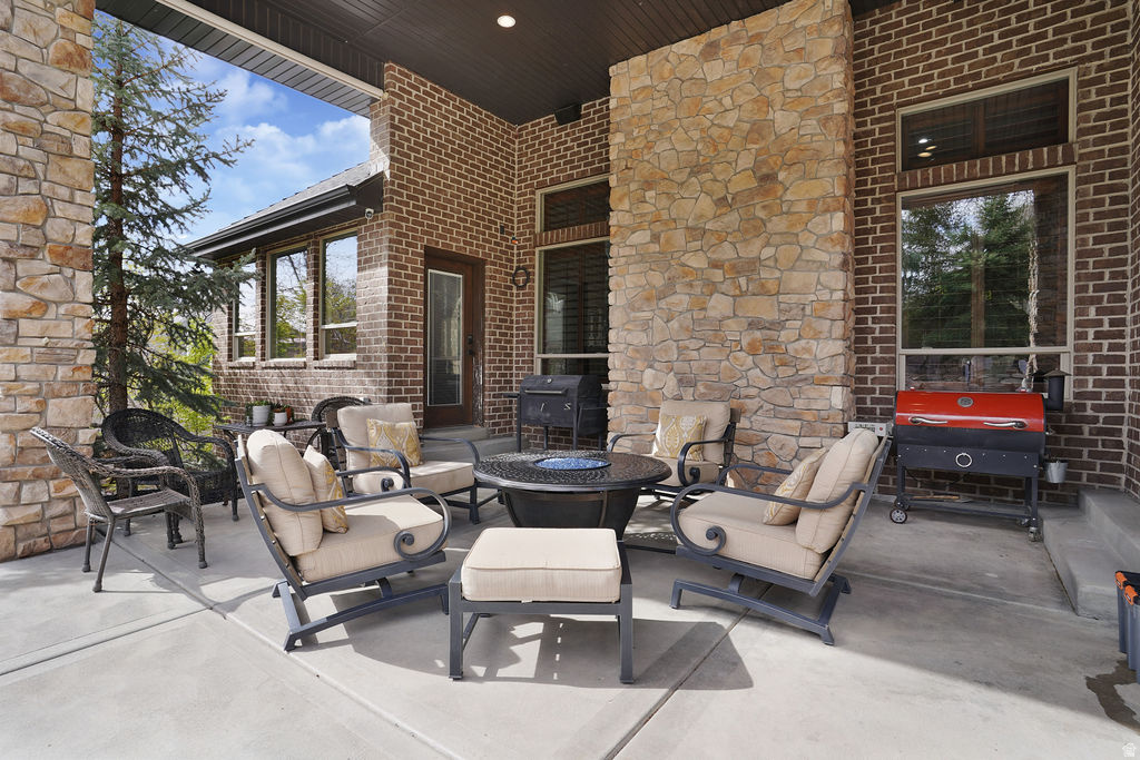 OAK VIEW HILLS - Residential