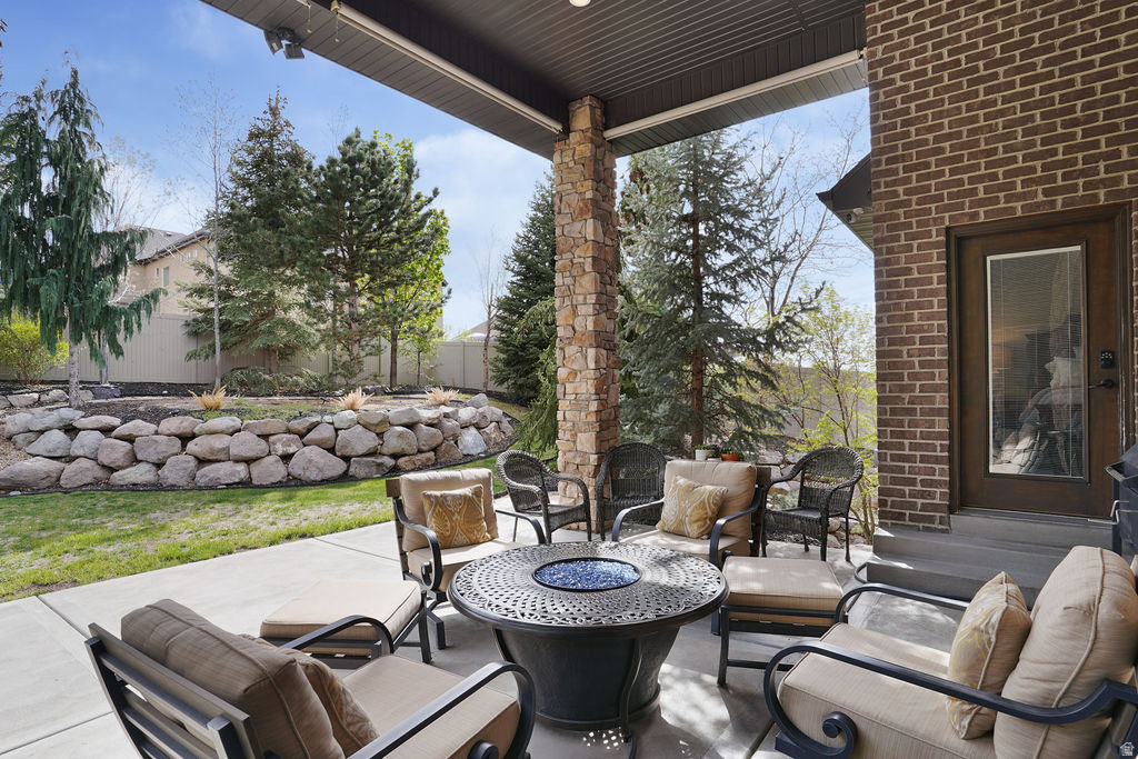 OAK VIEW HILLS - Residential