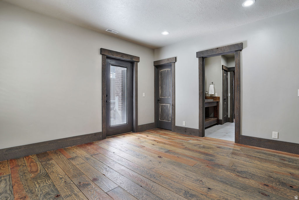 OAK VIEW HILLS - Residential