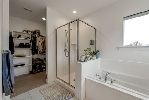 Tiny photo for 1633 W ALPENGLOW CIR, Farmington, UT 84025 (MLS # 2133065)