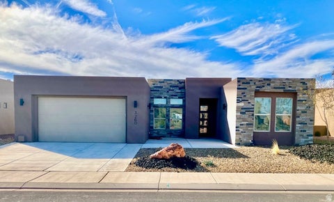 Homes For Sale - 3260 S Retreat Dr<br/> Washington County, Hurricane, UT 84737