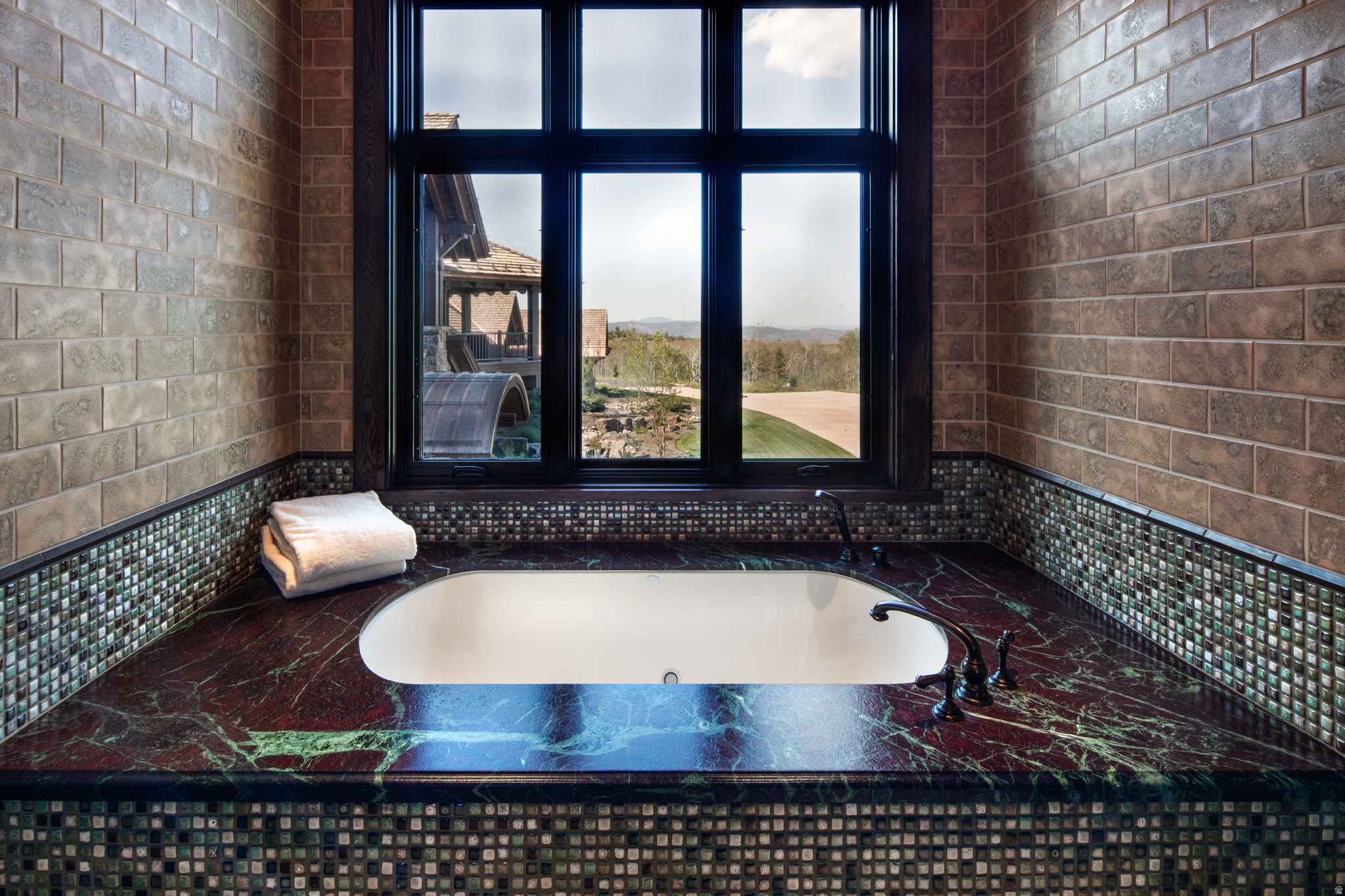 WOLF CREEK - Residential