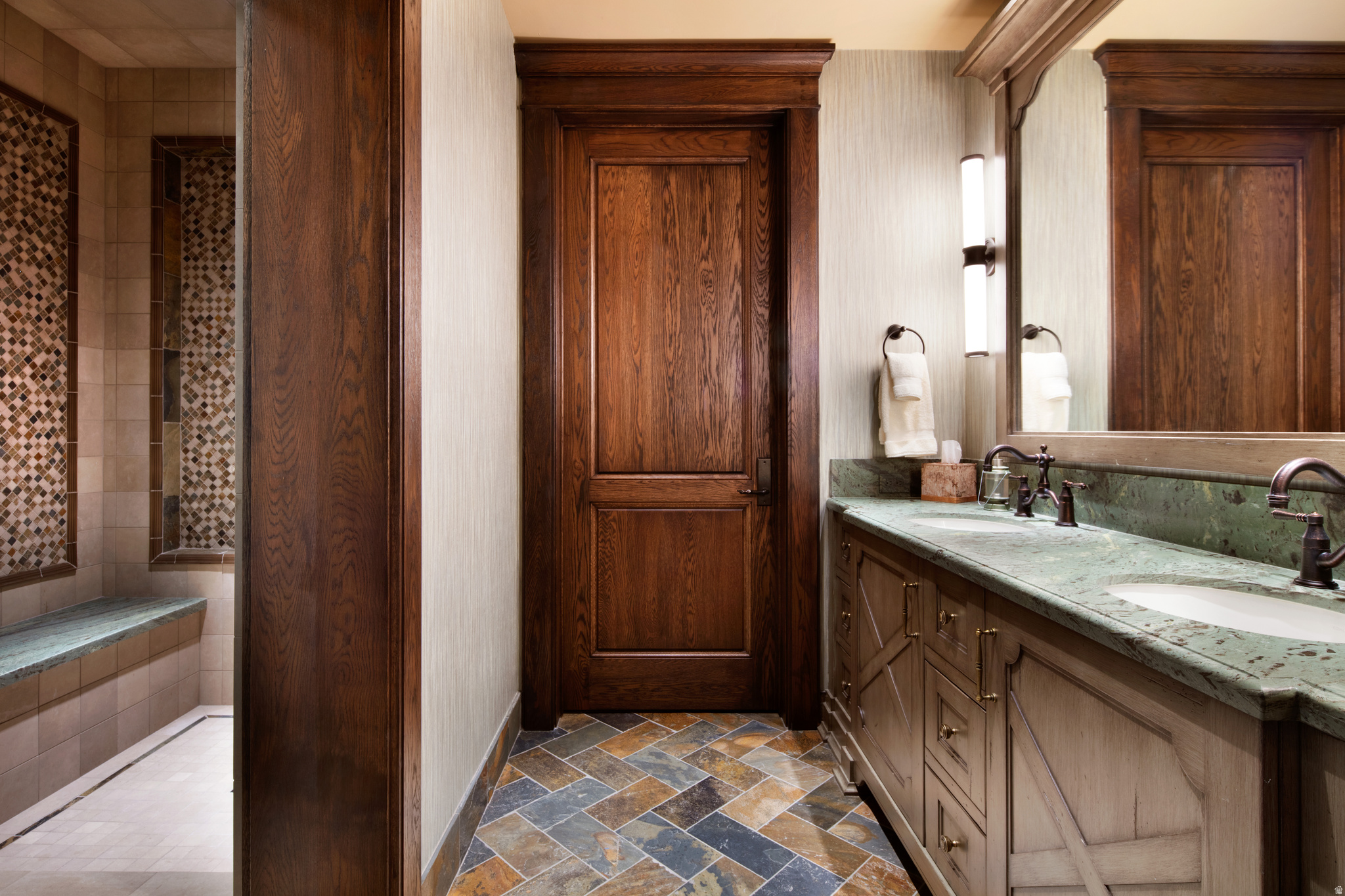 WOLF CREEK - Residential