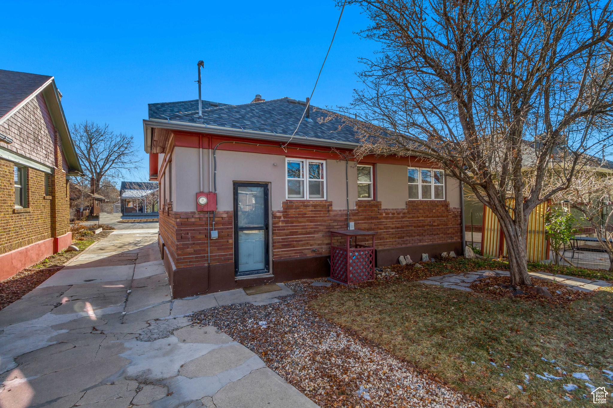 557 E Cleveland Ave, Salt Lake City, Utah image 2