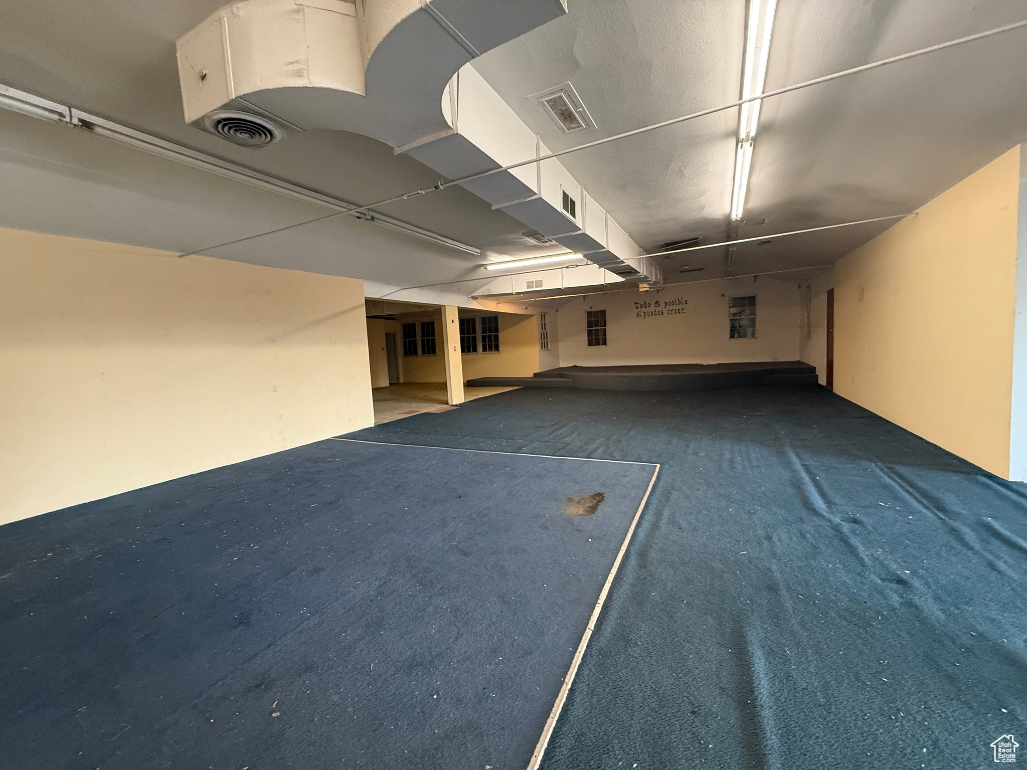 BURLINGTON - Commercial Sale