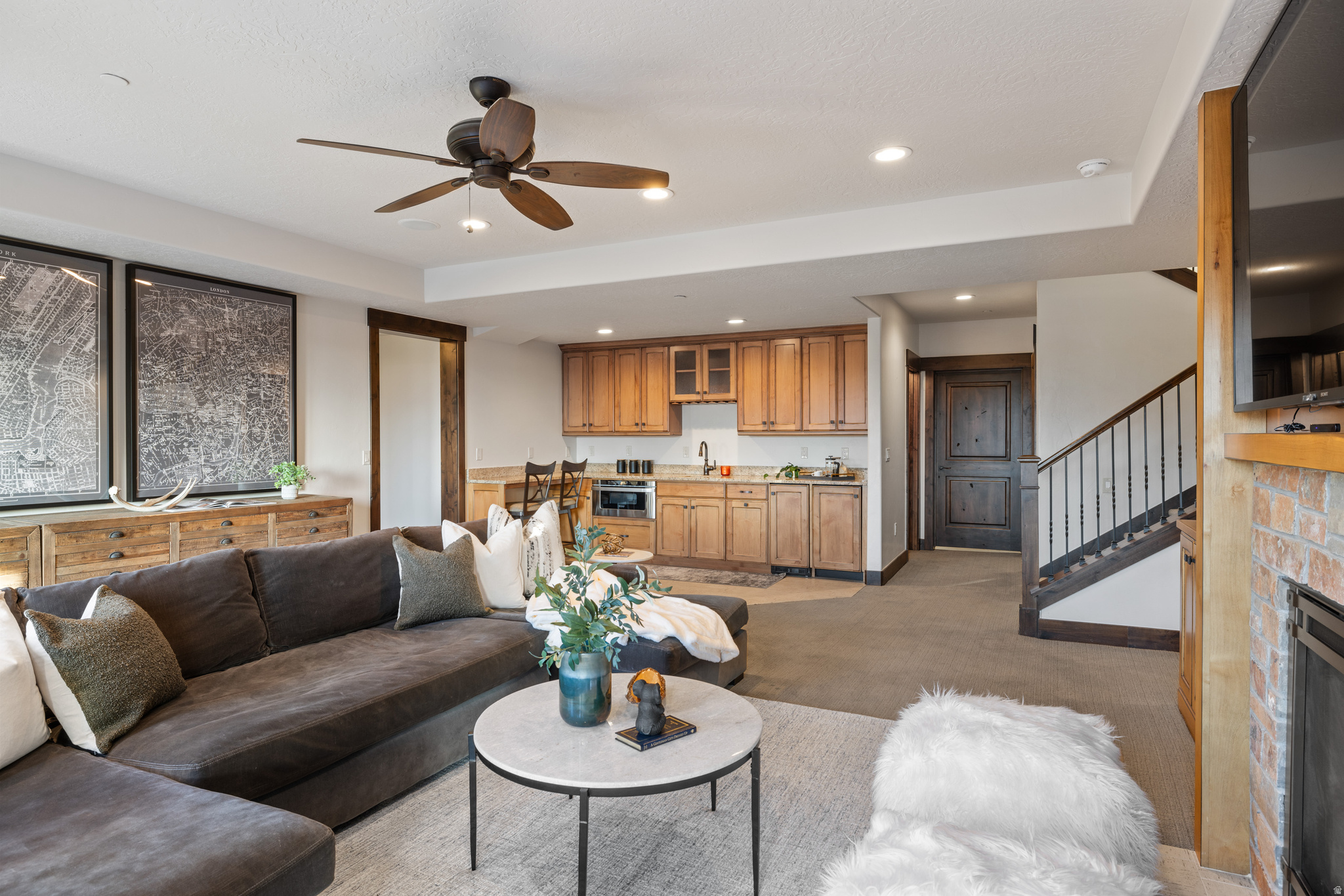 RED LEDGES - Residential