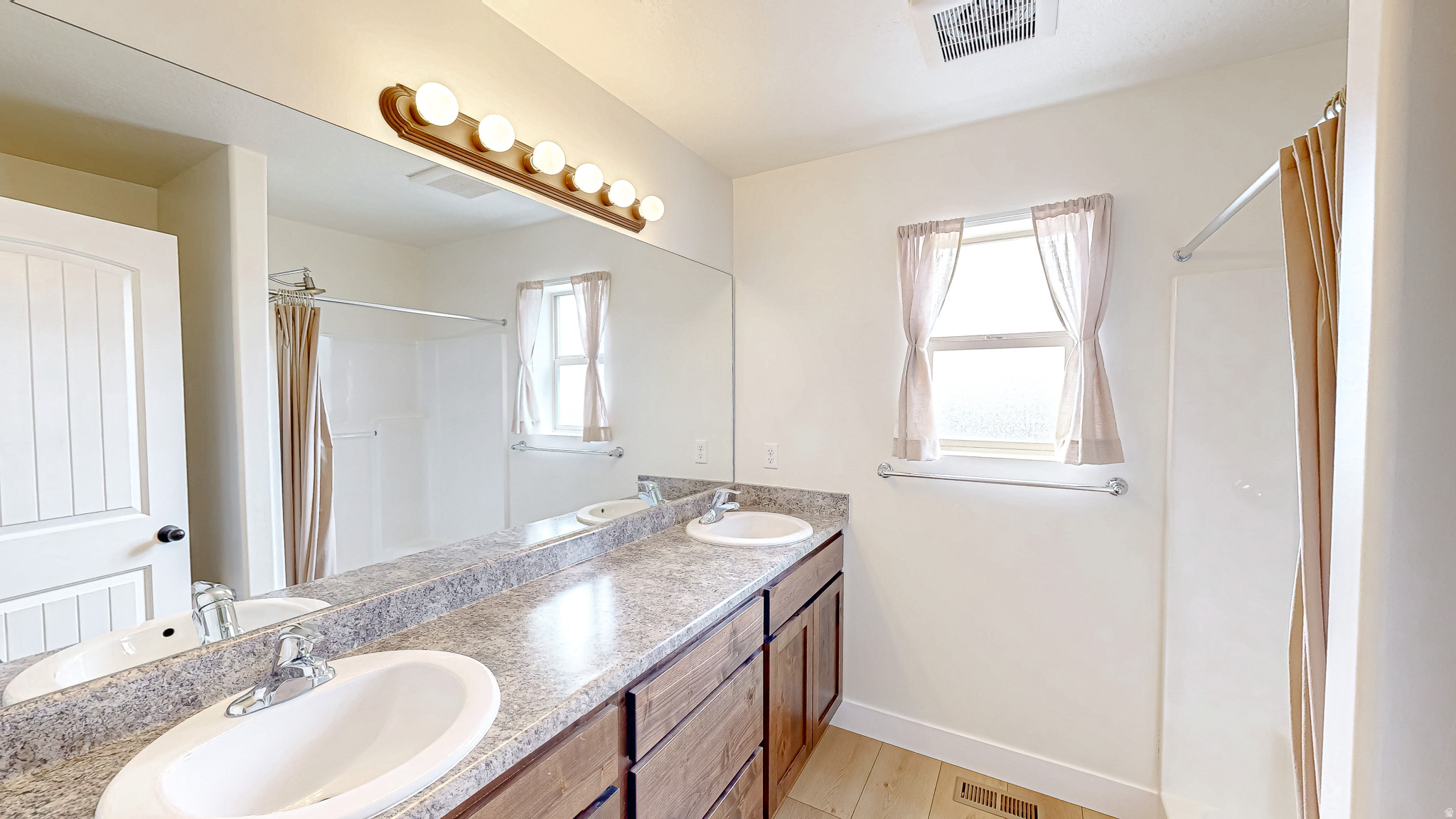 CRESTVIEW ESTATES - Residential