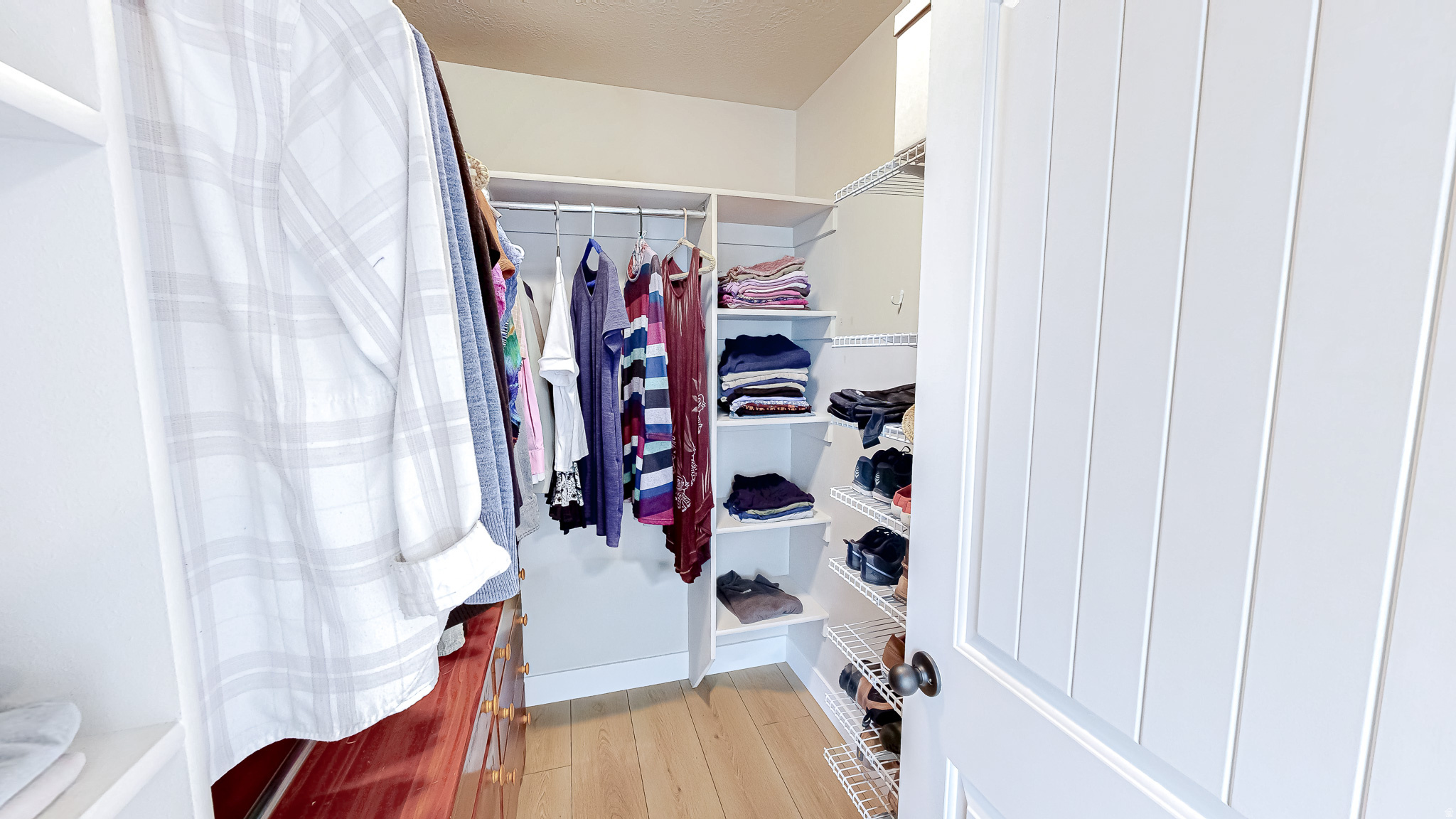 CRESTVIEW ESTATES - Residential