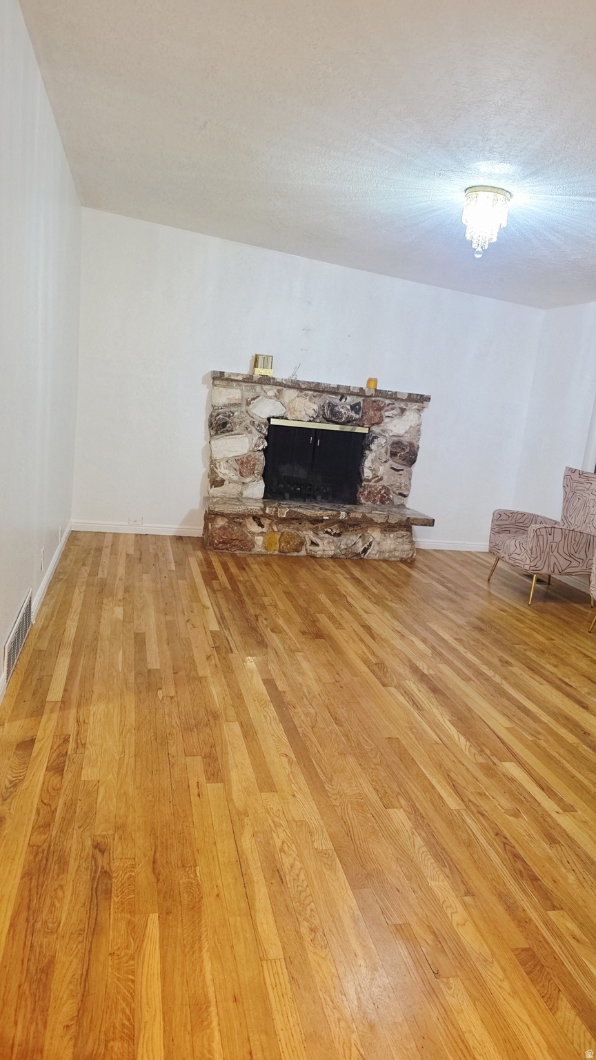 JORDAN - Residential