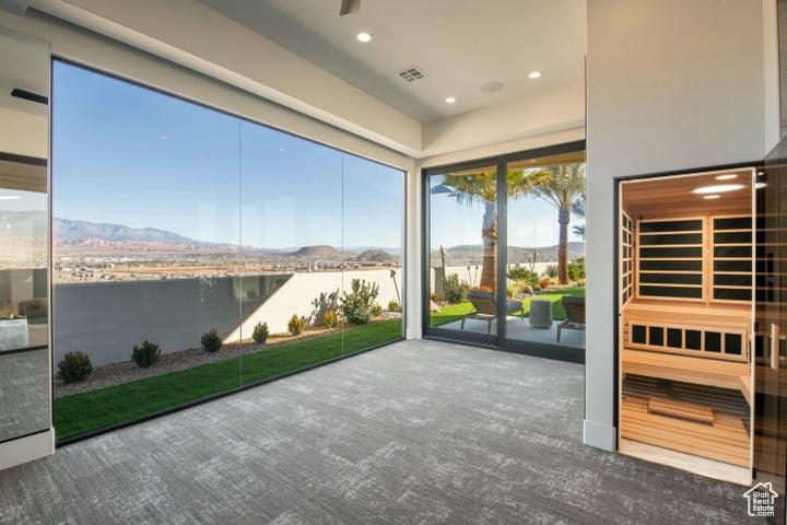 STONE CLIFF - Residential