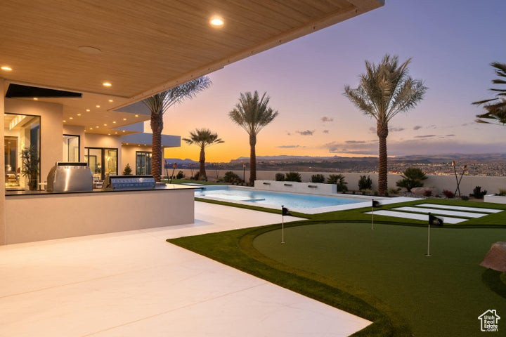 STONE CLIFF - Residential