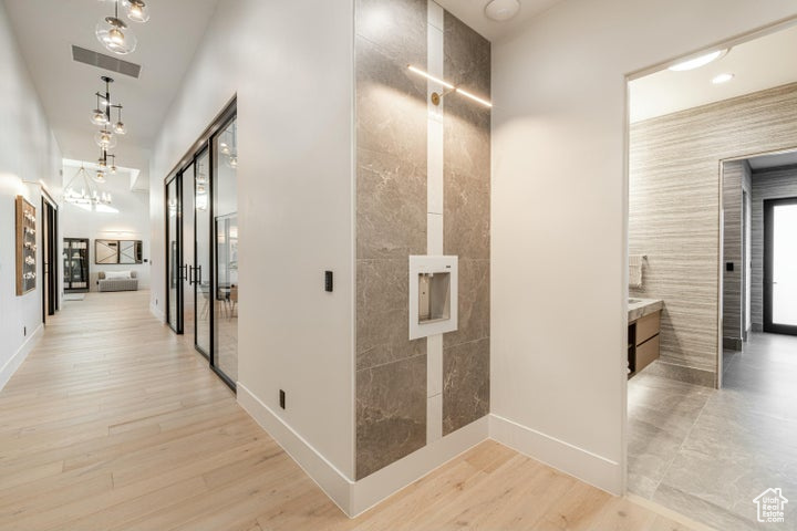 STONE CLIFF - Residential