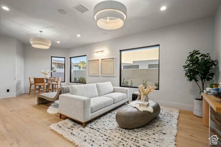 STONE CLIFF - Residential