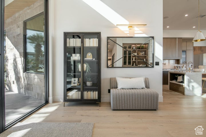 STONE CLIFF - Residential