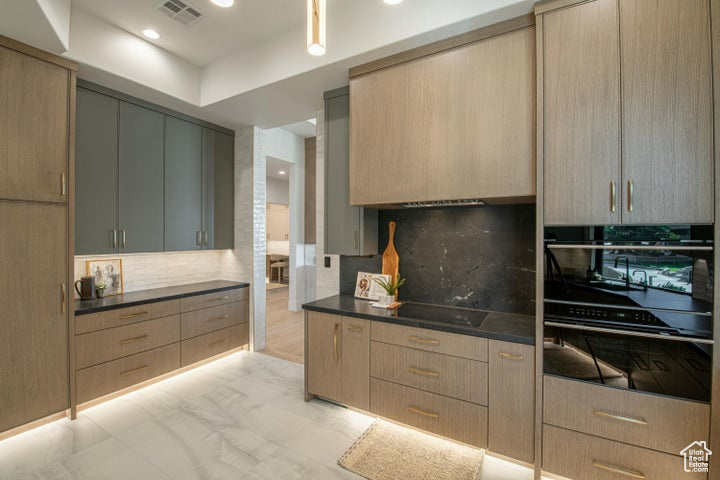 STONE CLIFF - Residential