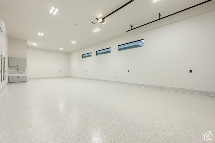 STONE CLIFF - Residential