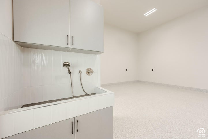 STONE CLIFF - Residential