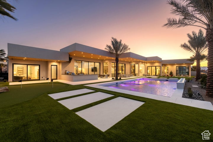 STONE CLIFF - Residential