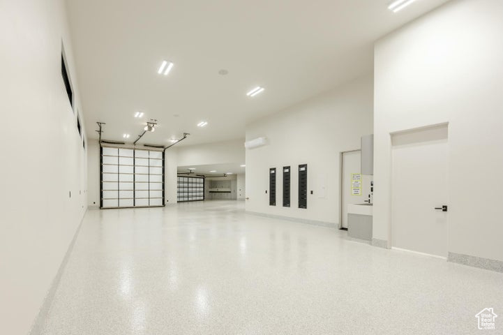 STONE CLIFF - Residential