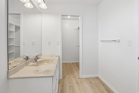 Tiny photo for 255 E 400 S, Bountiful, UT 84010 (MLS # 2141276)