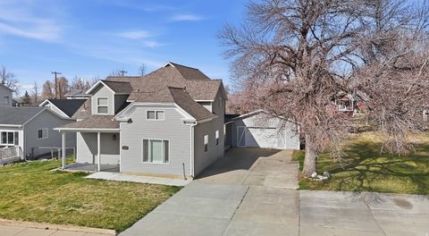 Tiny photo for 255 E 400 S, Bountiful, UT 84010 (MLS # 2141276)