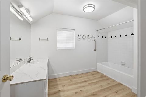 Tiny photo for 255 E 400 S, Bountiful, UT 84010 (MLS # 2141276)