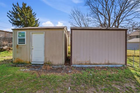 Tiny photo for 255 E 400 S, Bountiful, UT 84010 (MLS # 2141276)