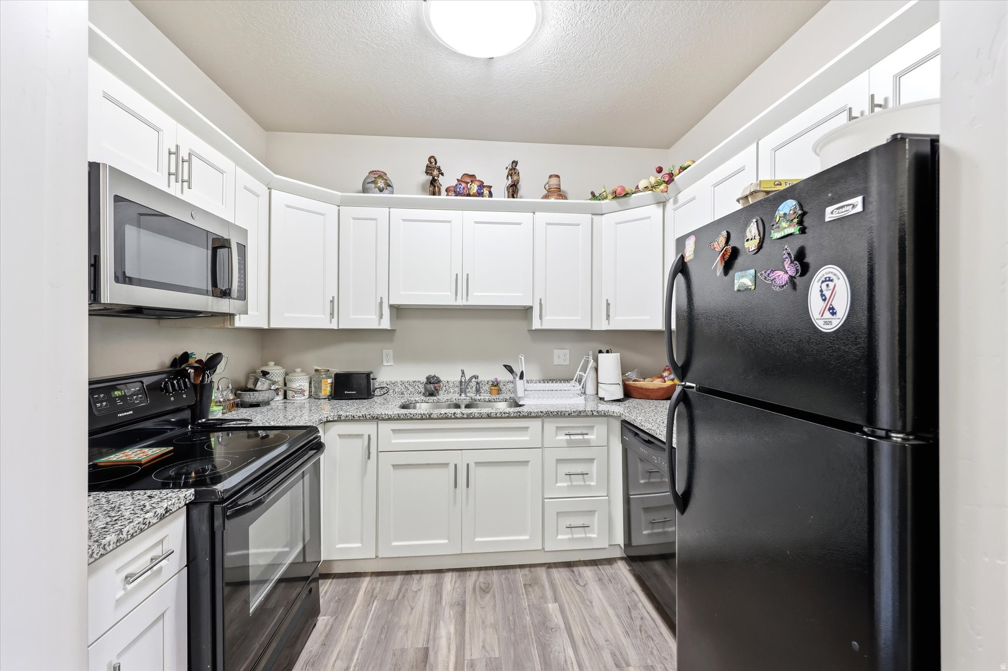 RANCH LANDING - Residential