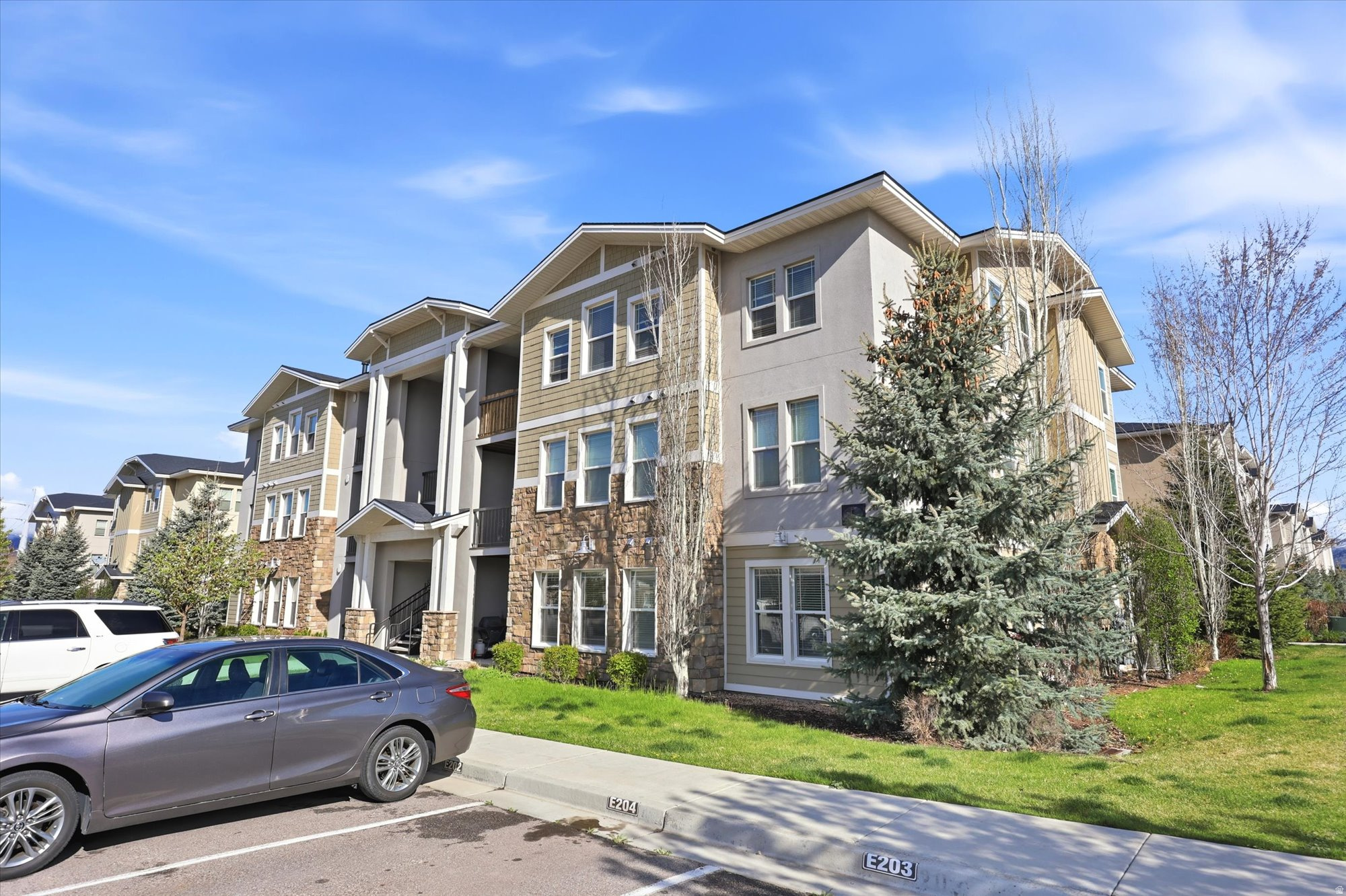 RANCH LANDING - Residential