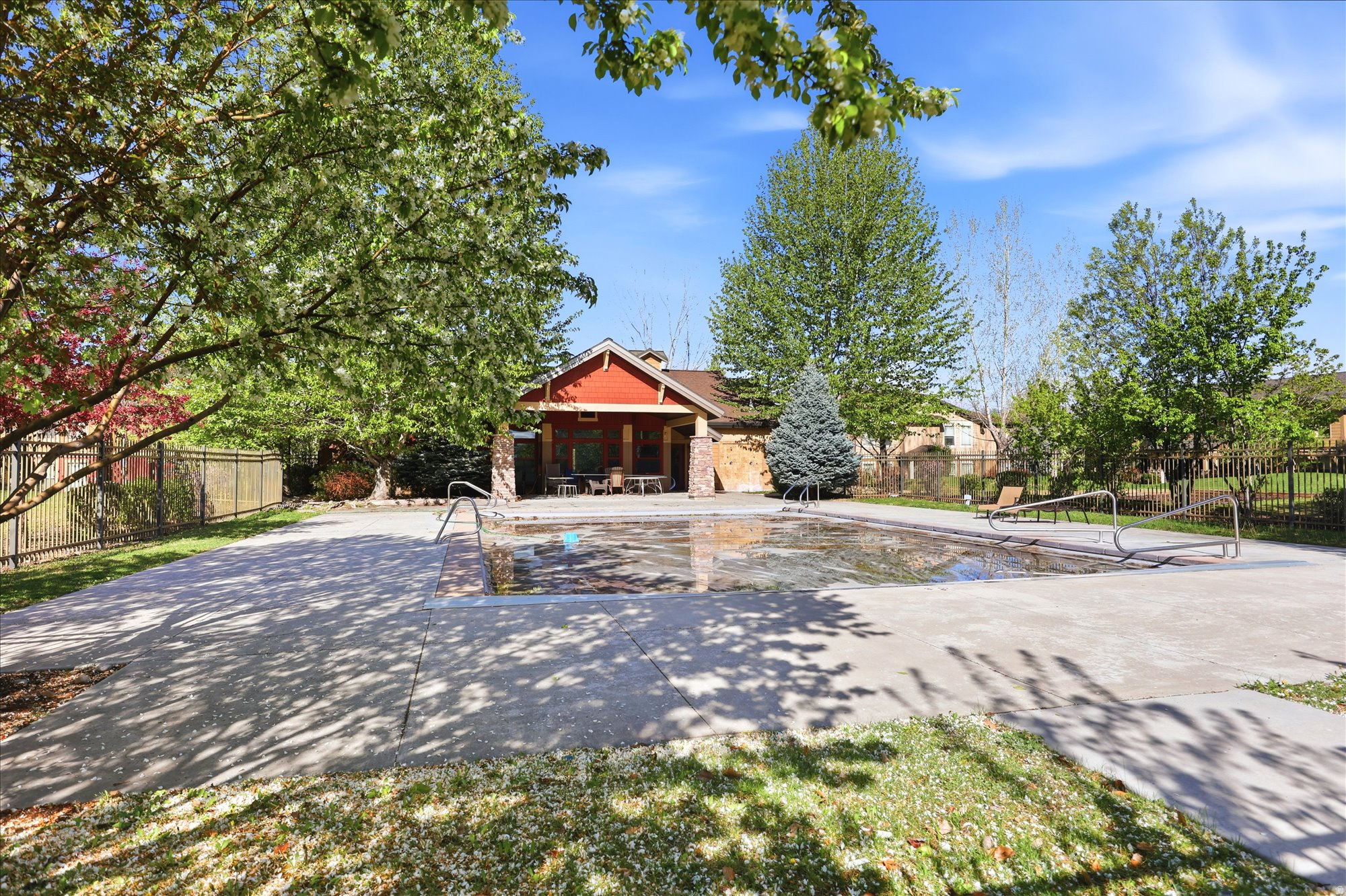 RANCH LANDING - Residential