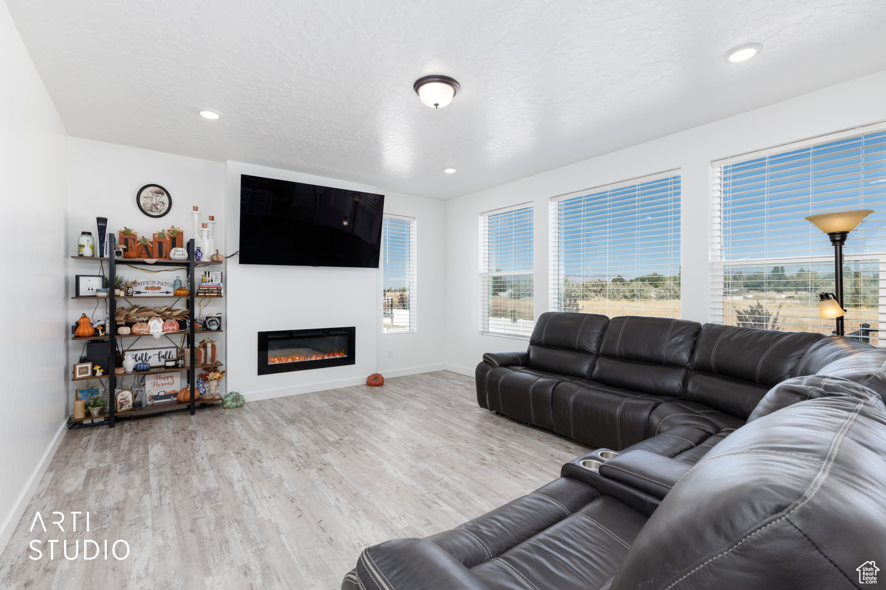 DAHLIA ESTATES - Residential