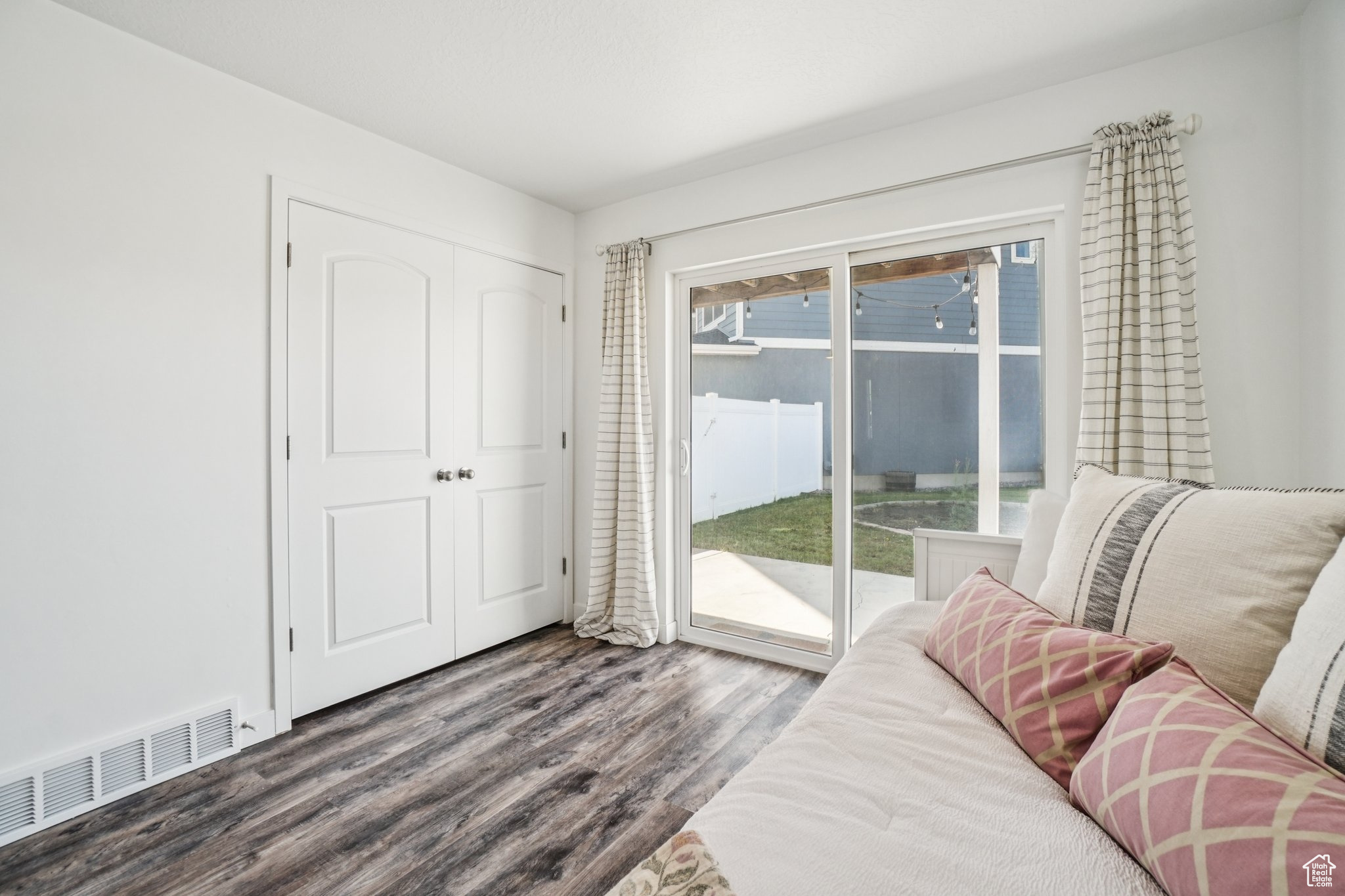 HOLBROOK FARMS - Residential