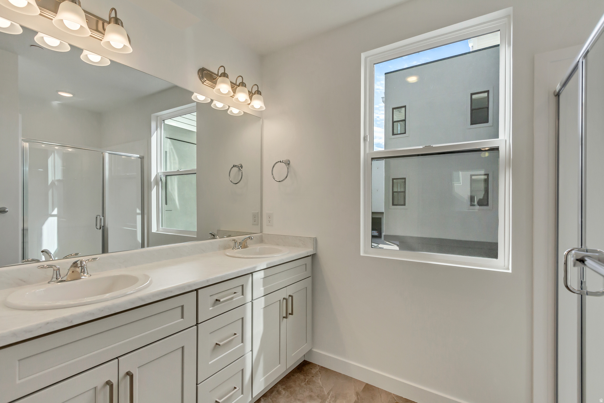 DAYBREAK - Residential