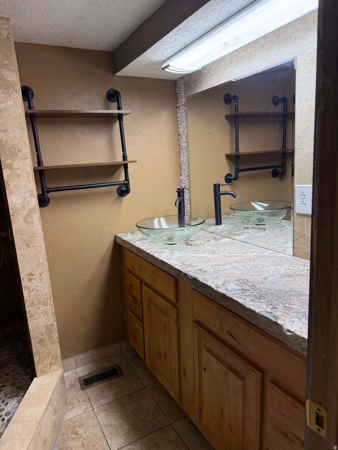 RIVERDALE MANUFACTURED - Residential