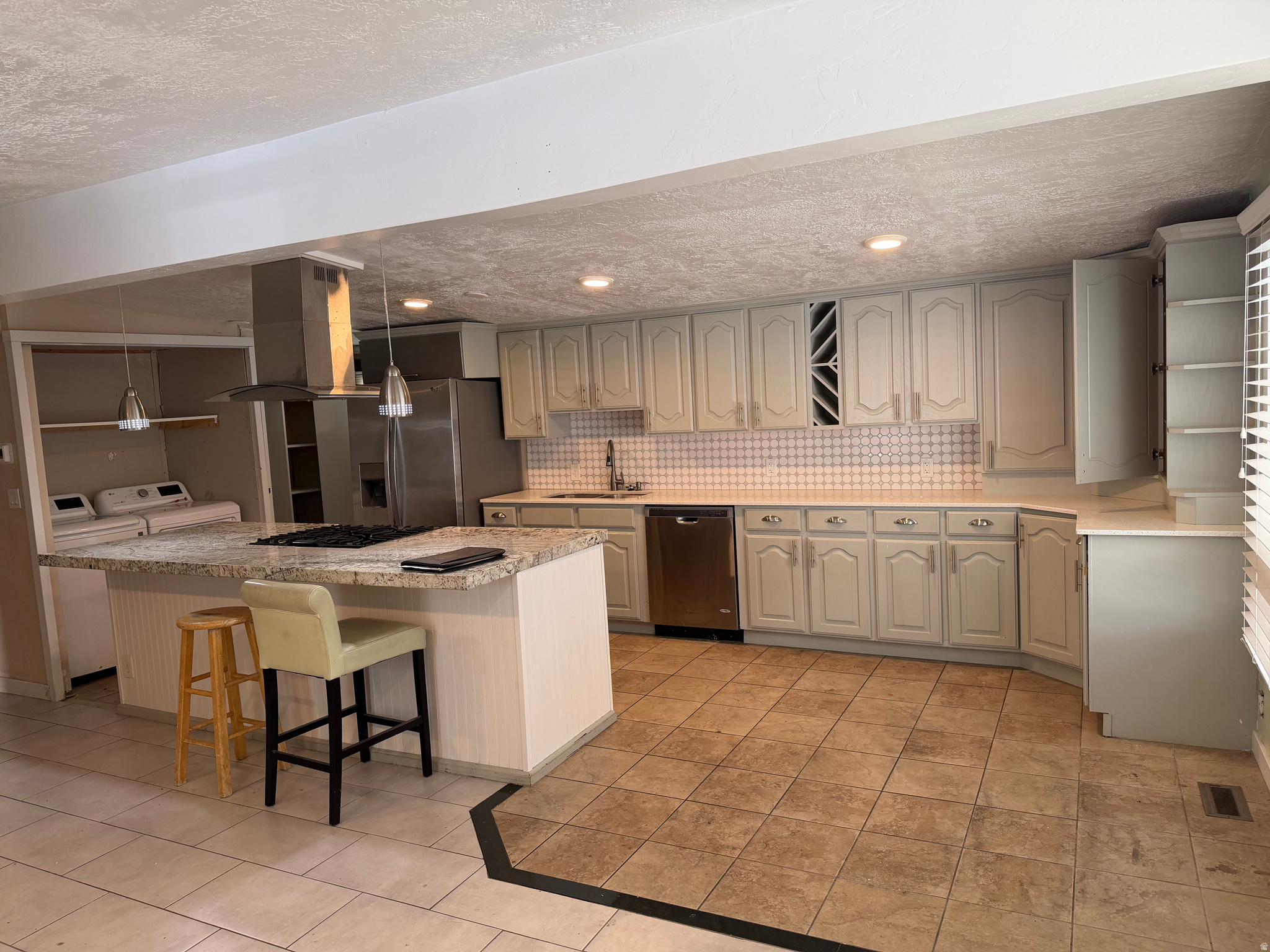 RIVERDALE MANUFACTURED - Residential